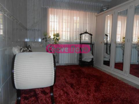 Moradia Isolada  Venda em Fânzeres e São Pedro da Cova,Gondomar