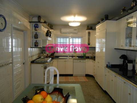 Moradia Isolada  Venda em Fânzeres e São Pedro da Cova,Gondomar