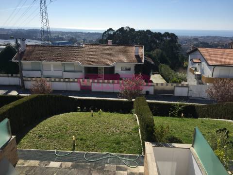 Moradia em Banda  Venda em Mafamude e Vilar do Paraíso,Vila Nova de Gaia