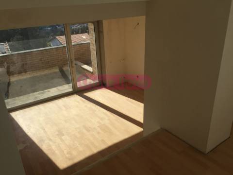 Moradia em Banda  Venda em Mafamude e Vilar do Paraíso,Vila Nova de Gaia