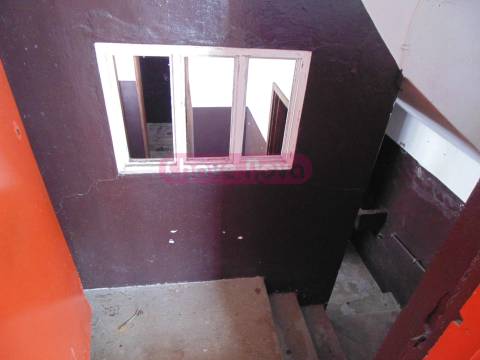 Armazém  Venda em Escapães,Santa Maria da Feira