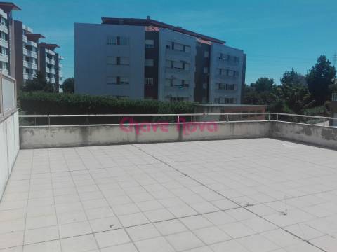 Loja  Venda em Rio Tinto,Gondomar