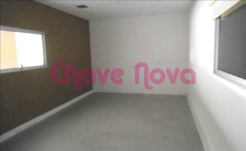 Armazém  Venda em Vilar de Pinheiro,Vila do Conde