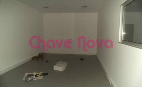 Armazém  Venda em Vilar de Pinheiro,Vila do Conde