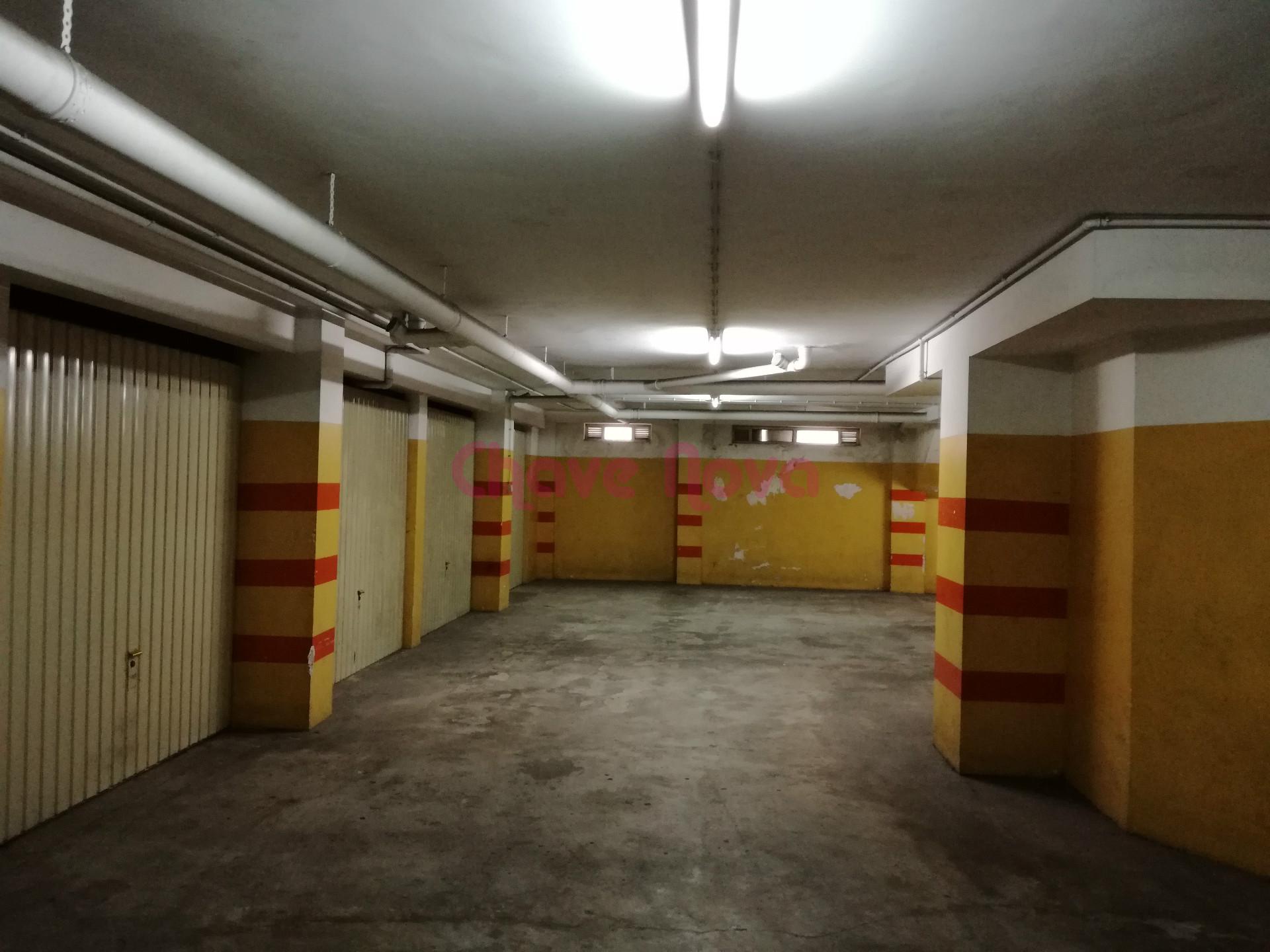 Garagem  Venda em Rio Tinto,Gondomar