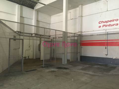 Armazém  Venda em Matosinhos e Leça da Palmeira,Matosinhos