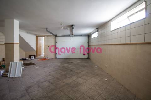 Moradia Geminada  Arrendamento em Ovar, São João, Arada e São Vicente de Pereira Jusã,Ovar