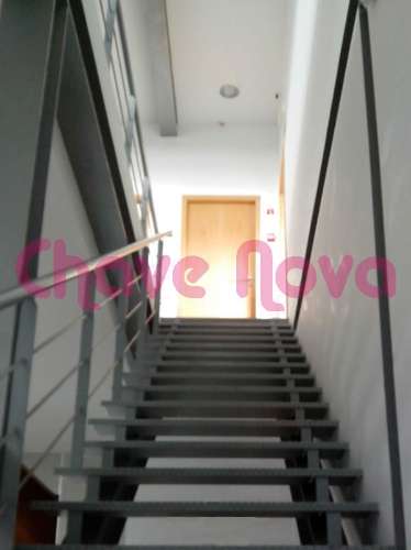 Armazém  Venda em Sandim, Olival, Lever e Crestuma,Vila Nova de Gaia