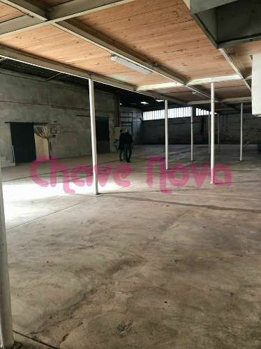 Armazém  Venda em Rio Meão,Santa Maria da Feira