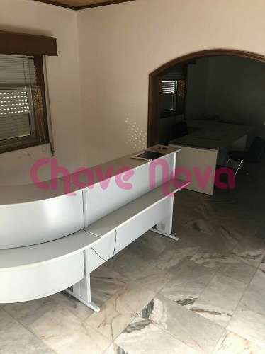 Armazém  Venda em Rio Meão,Santa Maria da Feira