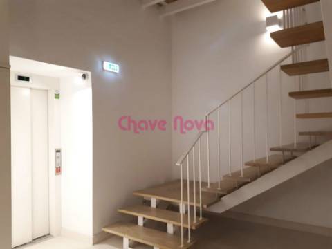 Apartamento T0 Venda em Cedofeita, Santo Ildefonso, Sé, Miragaia, São Nicolau e Vitória,Porto