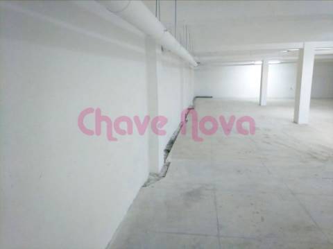 Loja  Arrendamento em Cedofeita, Santo Ildefonso, Sé, Miragaia, São Nicolau e Vitória,Porto