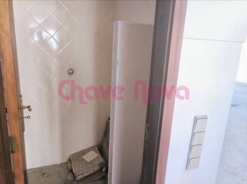 Loja  Arrendamento em Cedofeita, Santo Ildefonso, Sé, Miragaia, São Nicolau e Vitória,Porto