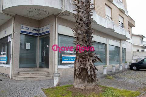 Loja  Venda em Santa Maria de Lamas,Santa Maria da Feira