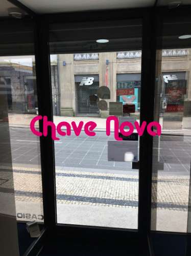 Loja  Trespasse em Cedofeita, Santo Ildefonso, Sé, Miragaia, São Nicolau e Vitória,Porto