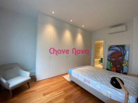 Apartamento T1 Venda em Cedofeita, Santo Ildefonso, Sé, Miragaia, São Nicolau e Vitória,Porto