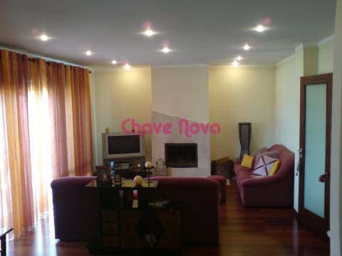 Moradia T5 Venda em Merelim (São Paio), Panoias e Parada de Tibães,Braga