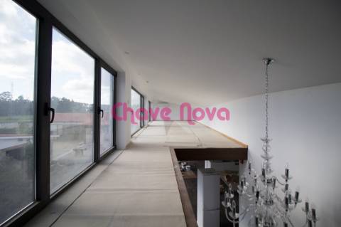 Moradia Rústica T3 Venda em Nogueira e Silva Escura,Maia