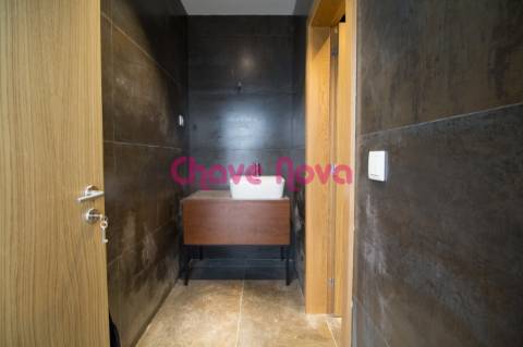 Moradia Rústica T3 Venda em Nogueira e Silva Escura,Maia