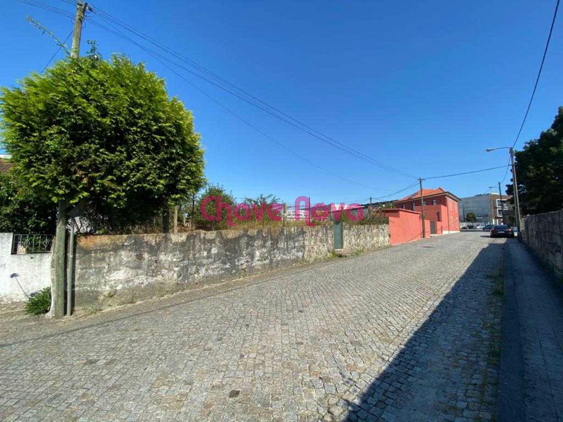 Terreno  Venda em Castêlo da Maia,Maia