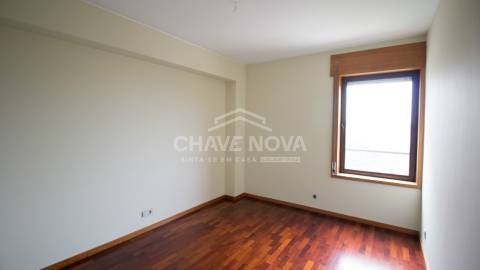 Apartamento T5 Venda em Lordelo do Ouro e Massarelos,Porto
