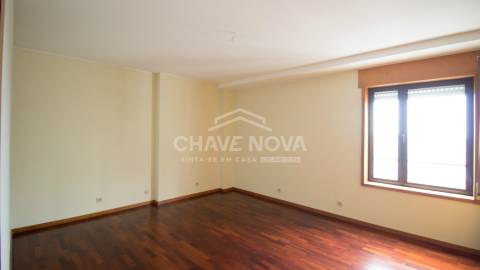 Apartamento T5 Venda em Lordelo do Ouro e Massarelos,Porto