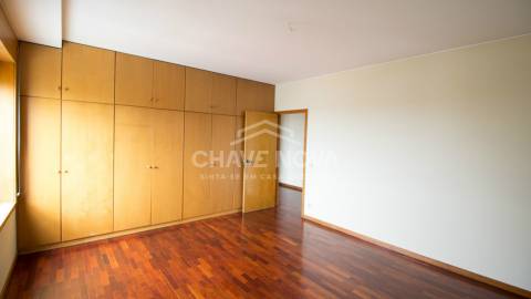 Apartamento T5 Venda em Lordelo do Ouro e Massarelos,Porto