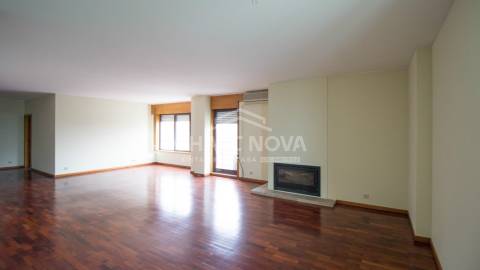 Apartamento T5 Venda em Lordelo do Ouro e Massarelos,Porto