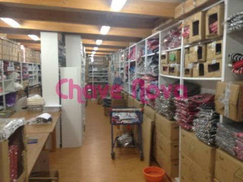 Loja  Venda em Lordelo do Ouro e Massarelos,Porto