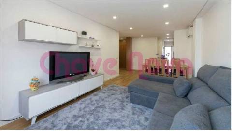 Apartamento T3 Venda em Matosinhos e Leça da Palmeira,Matosinhos