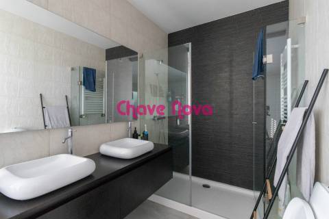 Moradia Geminada T3 Venda em Mozelos,Santa Maria da Feira