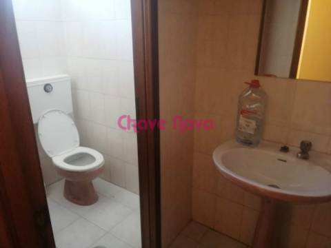 Loja  Venda em Águas Santas,Maia