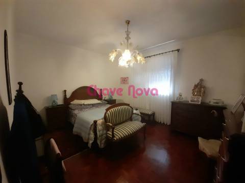 Moradia T4 Venda em Baguim do Monte (Rio Tinto),Gondomar