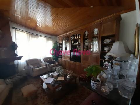 Moradia T4 Venda em Baguim do Monte (Rio Tinto),Gondomar