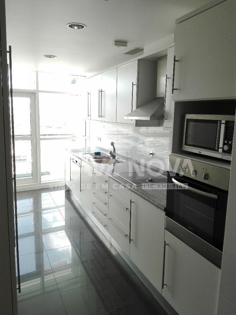 Apartamento T3 DUPLEX Venda em Parque das Nações,Lisboa