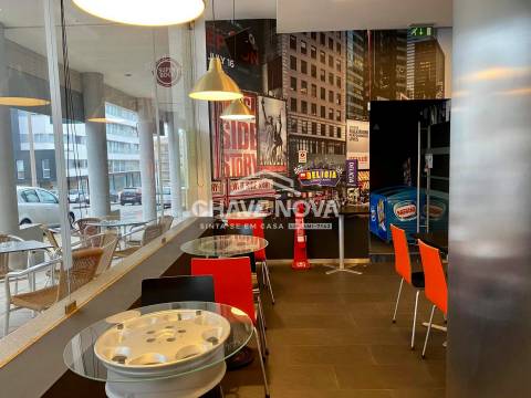 Loja  Trespasse em São João da Madeira,São João da Madeira