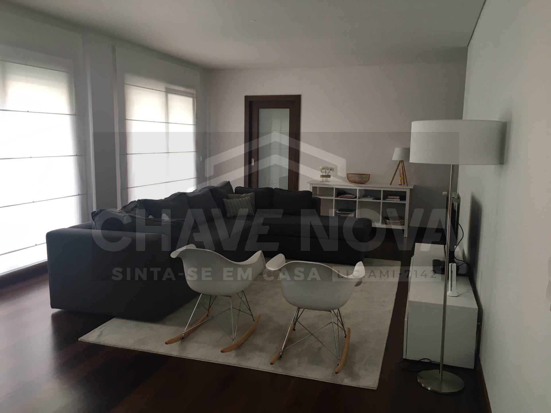 Apartamento T4 Venda em Cedofeita, Santo Ildefonso, Sé, Miragaia, São Nicolau e Vitória,Porto