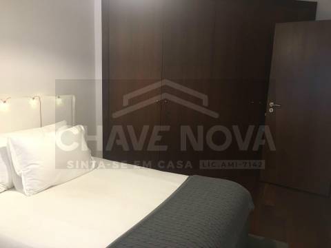 Apartamento T4 Venda em Cedofeita, Santo Ildefonso, Sé, Miragaia, São Nicolau e Vitória,Porto
