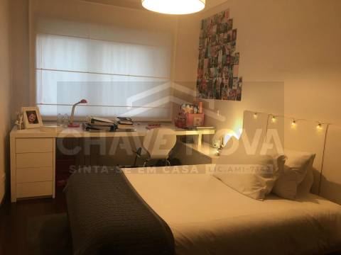 Apartamento T4 Venda em Cedofeita, Santo Ildefonso, Sé, Miragaia, São Nicolau e Vitória,Porto