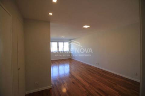 Apartamento T3 Venda em Ramalde,Porto