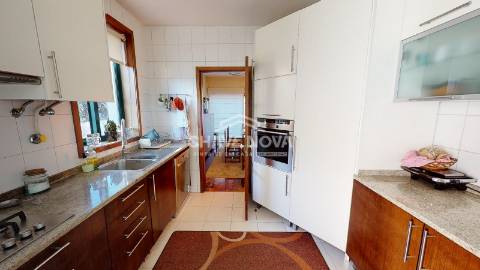 Moradia T4 Venda em Paredes,Paredes