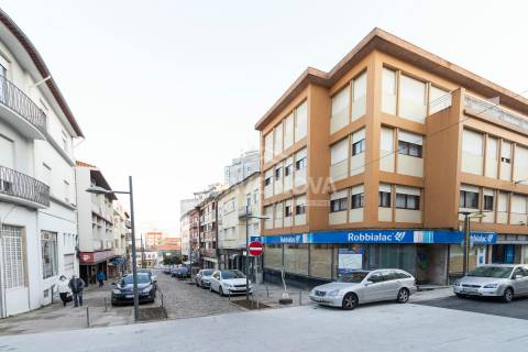 Loja  Venda em São João da Madeira,São João da Madeira