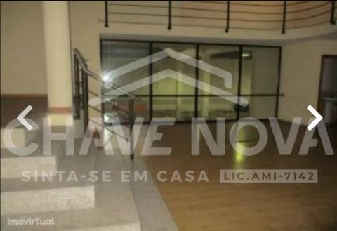 Armazém  Venda em Paços de Ferreira,Paços de Ferreira