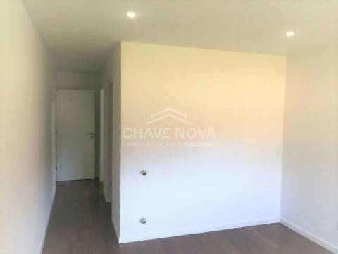 Apartamento T2 Venda em Ermesinde,Valongo