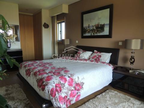Apartamento T3 Venda em Mafamude e Vilar do Paraíso,Vila Nova de Gaia