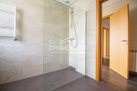 Apartamento T2 Venda em Cedofeita, Santo Ildefonso, Sé, Miragaia, São Nicolau e Vitória,Porto