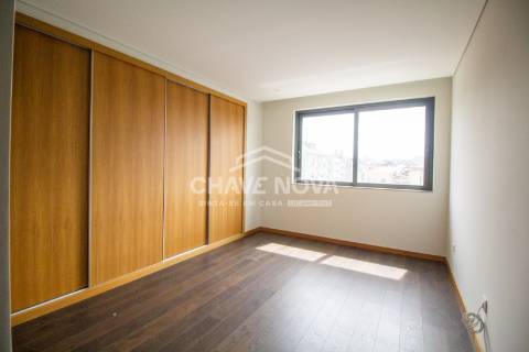 Apartamento T2 Venda em Cedofeita, Santo Ildefonso, Sé, Miragaia, São Nicolau e Vitória,Porto