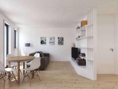 Apartamento T2 C/Terraço ao Jardim de Arca de Agua.