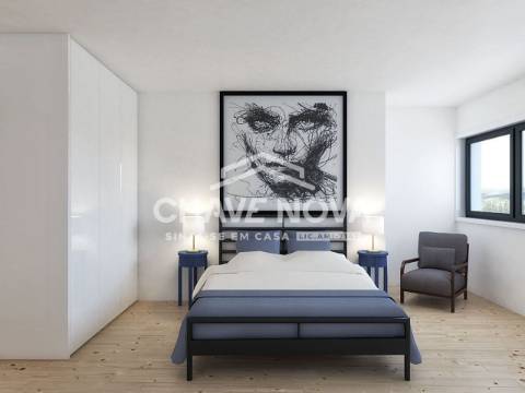 Apartamento T2 C/Terraço ao Jardim de Arca de Agua.