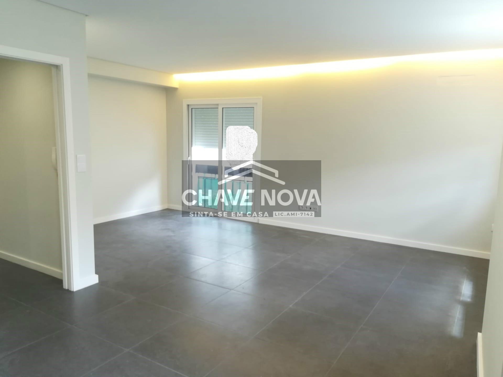 Apartamento T3 Venda em Mafamude e Vilar do Paraíso,Vila Nova de Gaia